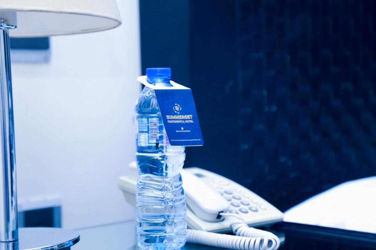 Summerset Continental Hotel Gana Mobushipe Екстер'єр фото